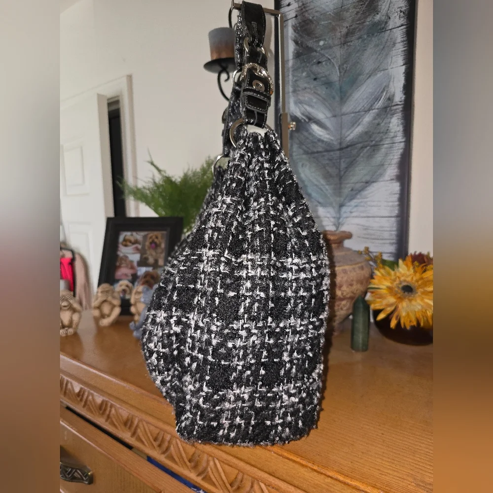 Dana Buchman Hobo. Black And White Tweed With Patent Leather Strap & Bottom EUC